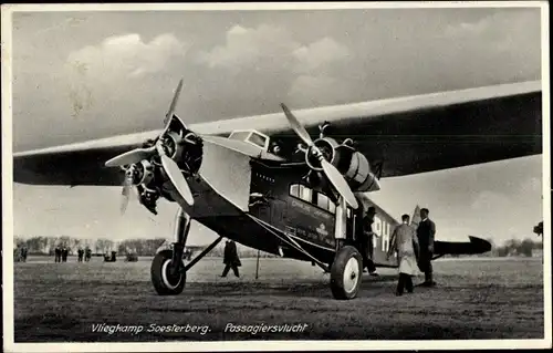 Ak Soesterberg Utrecht Niederlande, Vliegkamp, Passagiersvlucht, Passagierflugzeug