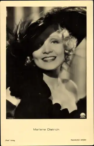 Ak Schauspielerin Marlene Dietrich, Portrait mit Hut, Ross Verlag Nr. 7789/2