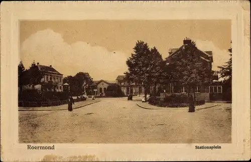 Ak Roermond Limburg Niederlande, Stationsplein