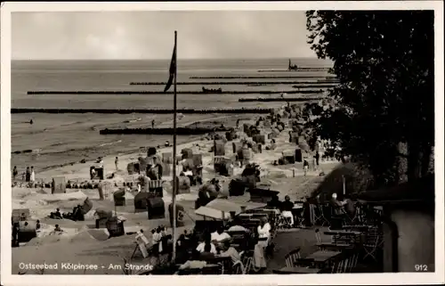 Ak Ostseebad Kölpinsee auf Usedom, Am Strande