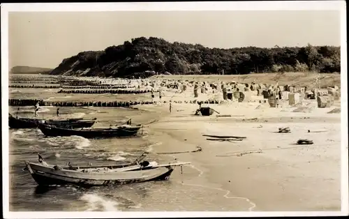 Foto Ak Kölpinsee Ostseebad Loddin auf Usedom, Strandkörbe am Meer, Boote