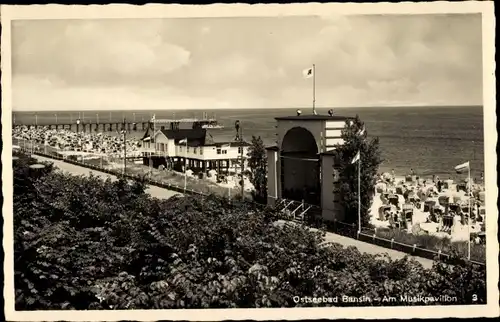 Ak Ostseebad Bansin Heringsdorf auf Usedom, Am Musikpavillon, Strand