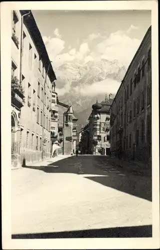 Foto Ak Hall in Tirol, Straßenpartie