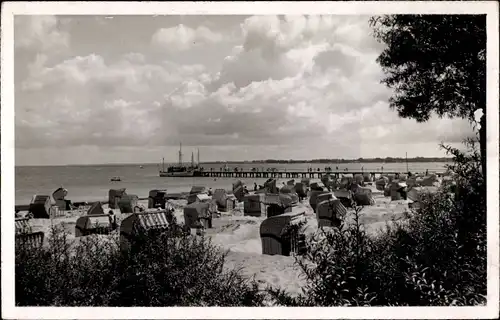 Foto Ostseebad Timmendorfer Strand, Landungsbrücke, Strand