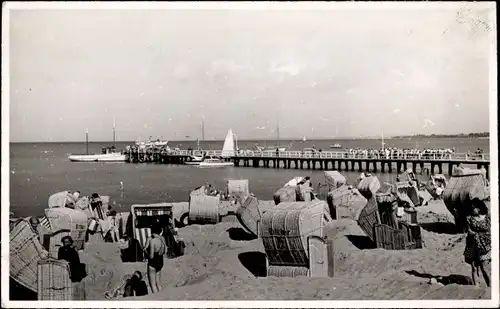 Foto Ostseebad Timmendorfer Strand, Landungsbrücke, Strand