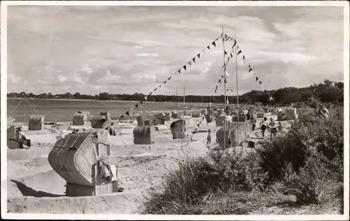 Foto Ostseebad Timmendorfer Strand, Strandpartie, Strandkörbe