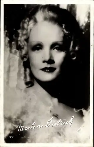 Ak Schauspielerin und Sängerin Marlene Dietrich, Portrait