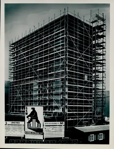 Foto Berlin Kreuzberg, Baustelle, Hochhaus im Bau, Lenz Bau, Kottbusser Tor, GSW