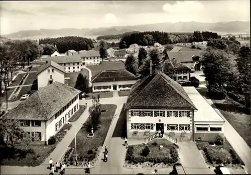 Ak Neutrauchburg Isny im Allgäu, Teilansicht, Vogelschau