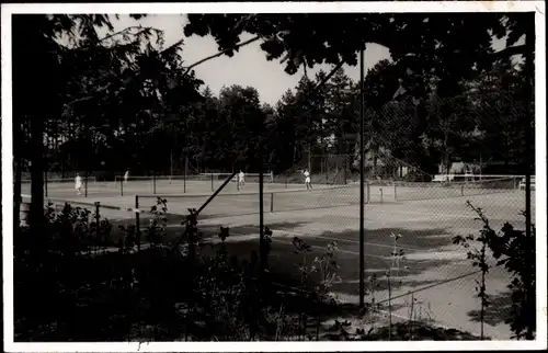 Foto Ostseebad Niendorf Timmendorfer Strand, Tennisplätze