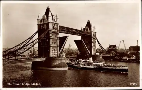 Ak London City England, The Tower Bridge