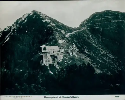 Foto Kochel am See in Oberbayern, Herzogstand, Unterkunftshäuser, NPG 6560