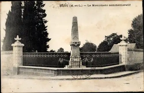 Ak Blou Maine et Loire, le Monument commémoratif