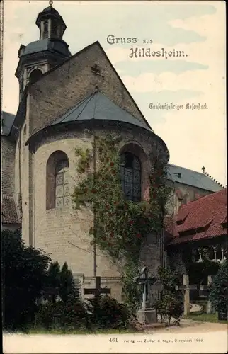 Ak Hildesheim in Niedersachsen, Partie an einer Kirche mit tausendjährigem Rosenstock