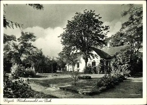 Ak Kersdorf Briesen in der Mark, Rogate, Rückansicht im Park