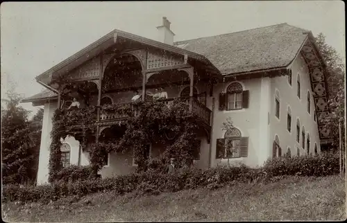 Foto Ak Berchtesgaden in Oberbayern, Wohnhaus, Balkon, Blumen