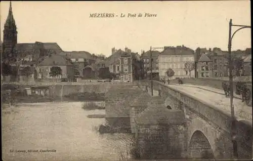 Ak Mézières Ardennes, le Pont de Pierre