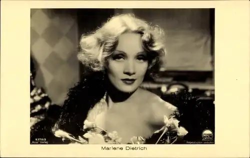 Ak Schauspielerin Marlene Dietrich, Portrait, Ross Verlag 6378/2