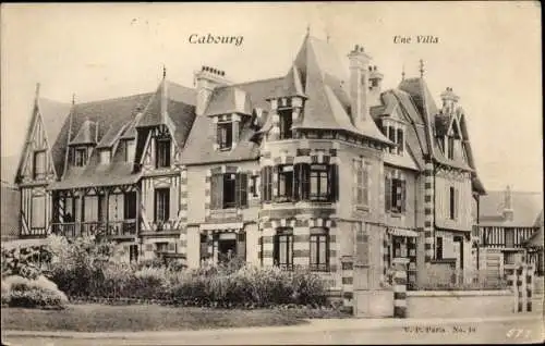 Ak Cabourg Calvados, Une Villa