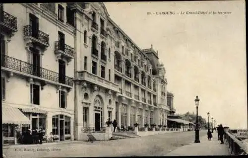 Ak Cabourg Calvados, Le Grand Hotel, La Terrasse
