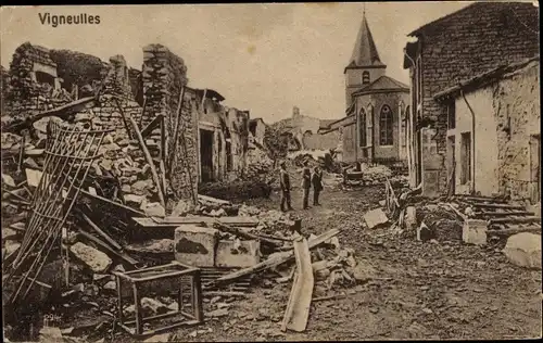 Ak Vigneulles lès Hattonchâtel Lothringen Meuse, Ruinen, Kriegszerstörungen, I. WK