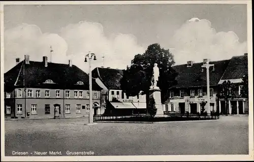 Ak Drezdenko Driesen Neumark Ostbrandenburg, Neuer Markt, Grusenstraße, Denkmal