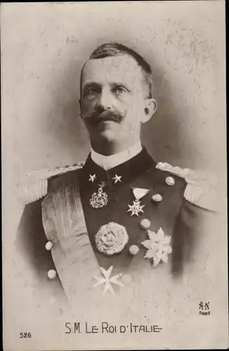 Ak Vittorio Emanuele III., König Viktor Emanuel III. von Italien, Portrait, Orden