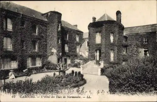 Ak Cabourg Calvados, L'Hotel des Ducs de Normandie