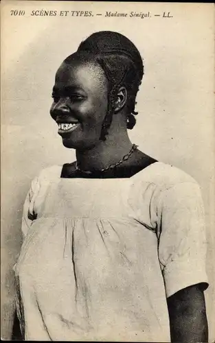 Ak Scenes et Types, Madame Senegal, Portrait einer Frau