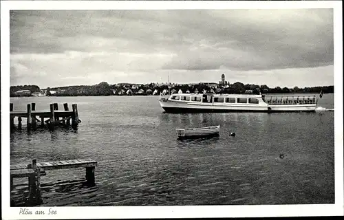 Ak Plön am See in Schleswig Holstein, Passagierschiff auf dem See