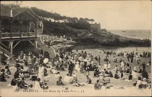 Ak Biarritz Pyrénées Atlantiques, Les Bains du Vieux Port