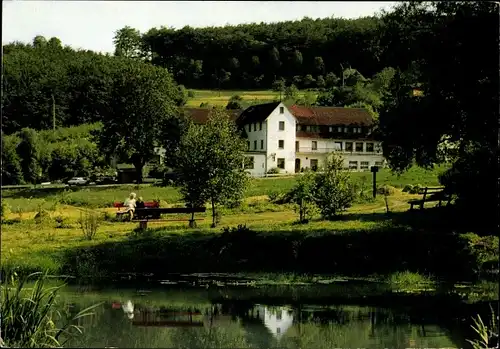 Ak Linderhof Extertal in Lippe, Hotel Pension Zur Burg Sternberg, See