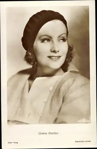 Ak Schauspielerin Greta Garbo, Portrait