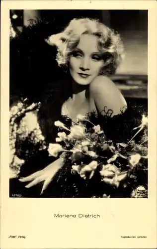 Ak Schauspielerin Marlene Dietrich, Portrait, Blumen, Ross Verlag 6378/3