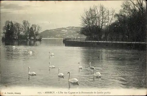 Ak Annecy Haute Savoie, L'Ile des Cygnes et la Promenade du Jardin public