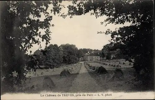 Ak Trèves-Cunault Maine et Loire, le Château de Trèves pris du Parc