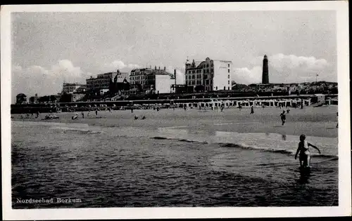 Ak Nordseebad Borkum in Ostfriesland, Strand, Häuser, Leuchtturm