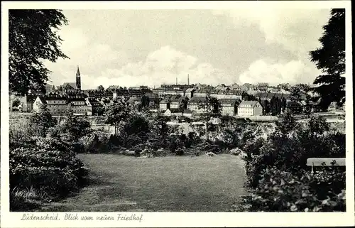 Ak Lüdenscheid in Nordrhein Westfalen, Blick vom neuen Friedhof auf die Stadt