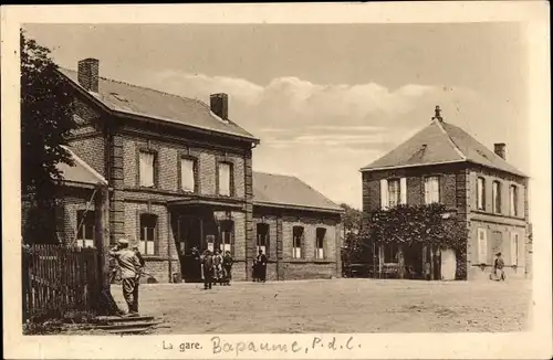 Ak Bapaume Pas de Calais, La Gare