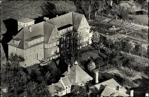 Ak Weener in Ostfriesland, Stadtansicht von oben, Krankenhaus, Gemüsegarten