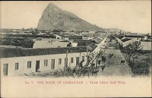 Ak Gibraltar, The Rock from Linea Bull Ring, Ortschaft