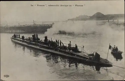 Ak Französisches Kriegsschiff, U-Boot, Le Ventose, submersible identique au Pluviose