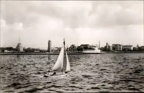 Ak Nordseebad Cuxhaven, Segelpartie, Leuchtturm, Ort