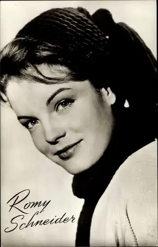 Ak Schauspielerin Romy Schneider, Portrait