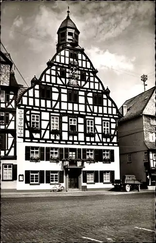 Ak Butzbach im Taunus Hessen, Rathaus, Fachwerkhaus