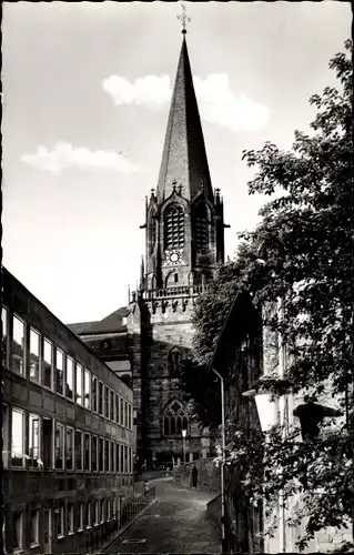 Ak Aschaffenburg in Unterfranken, Stiftsgasse mit Stiftskirche