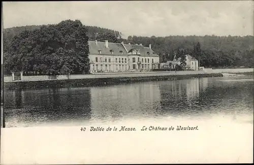 Ak Waulsort Hastière Wallonien Namur, Chateau de Waulsort, Vallee de la Meuse