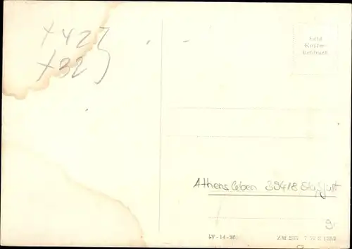 Ak Atensleben Athensleben Staßfurt, Straßenpartie im Ort, Kirche, Auto vor einem Gasthaus