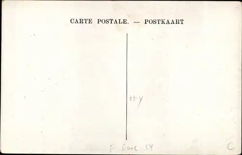 Ak Cambrai Nord, La Gare, Das Bahnhofsgebäude von der Straßenseite aus