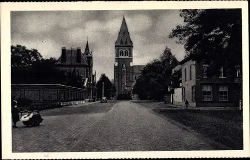 Ak Bourg Leopold Leopoldsburg Flandern Limburg, La Poste, L'Eglise